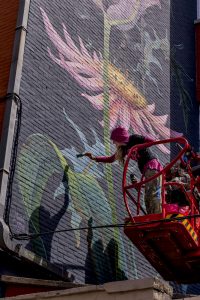 Fresque murale en peinture UV et phosphorescente à Namur